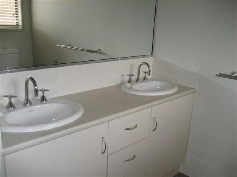 73 Whitman Street, Westbrook QLD 4350