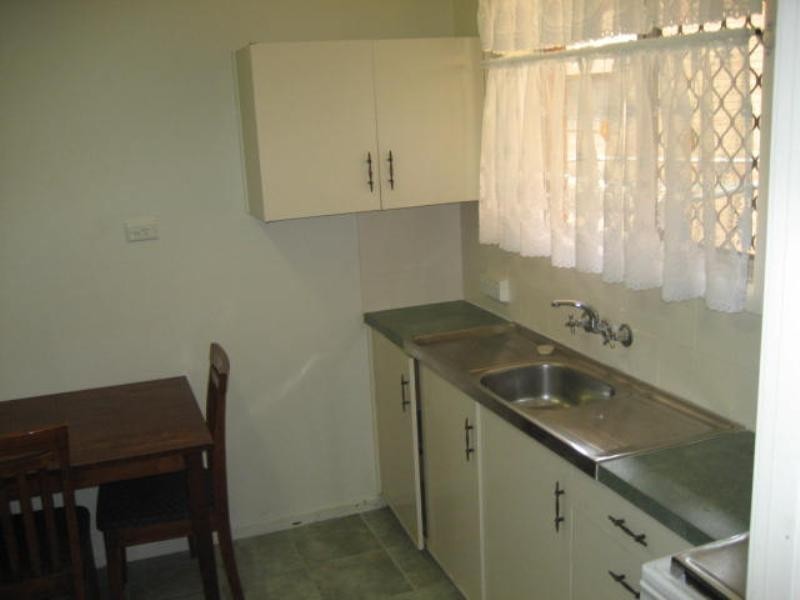 2/22 Tourist Road, Rangeville QLD 4350