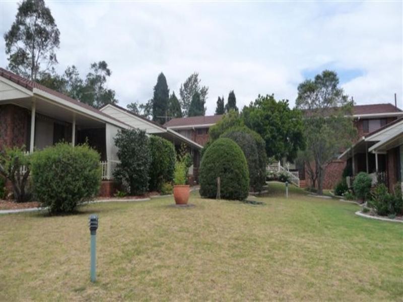 2/4 Johnson Street, East Toowoomba QLD 4350