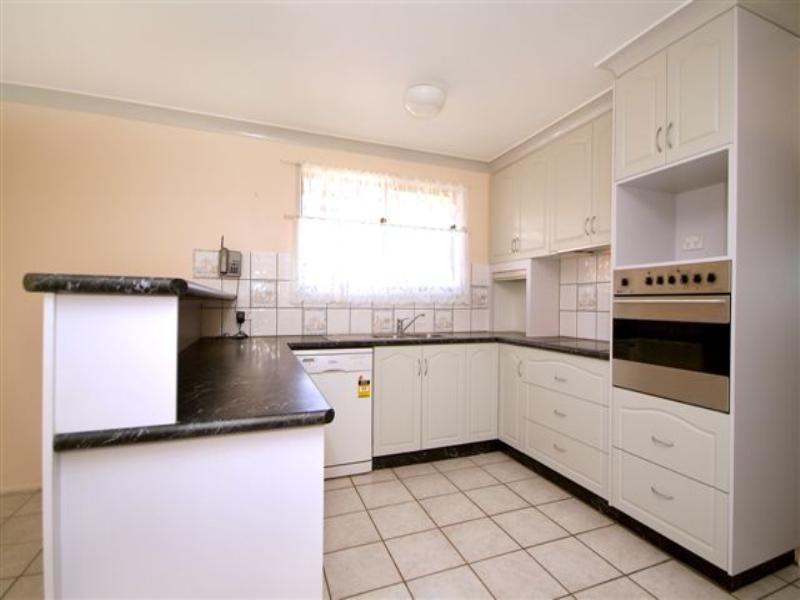 25 Weller Street, Rangeville QLD 4350