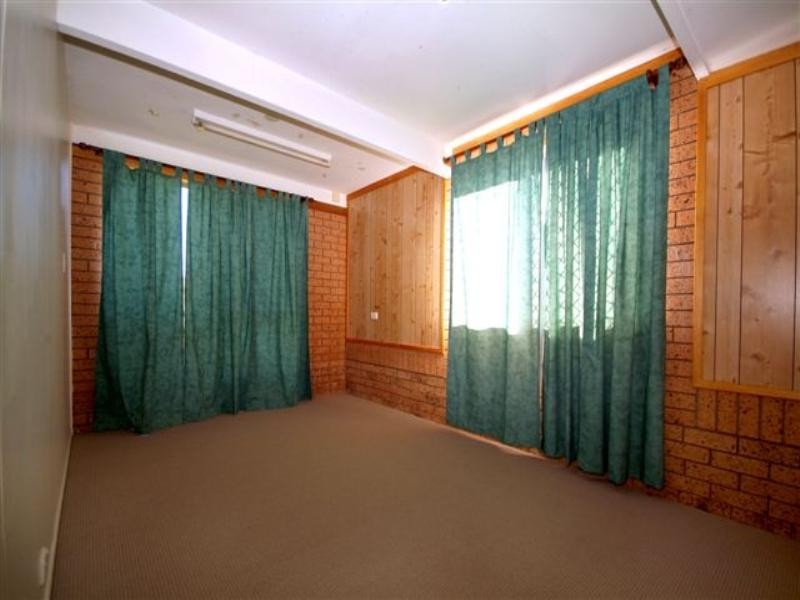 25 Weller Street, Rangeville QLD 4350