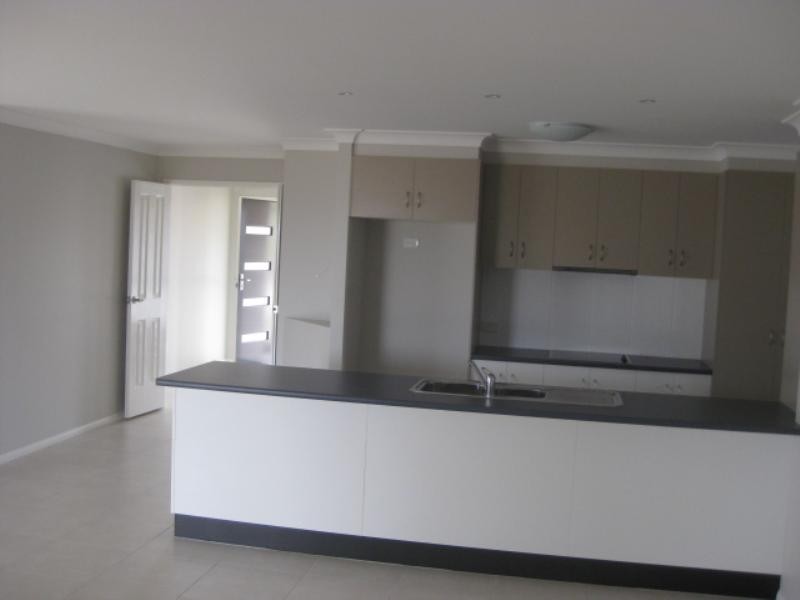 9 Koel Crescent, Highfields QLD 4352