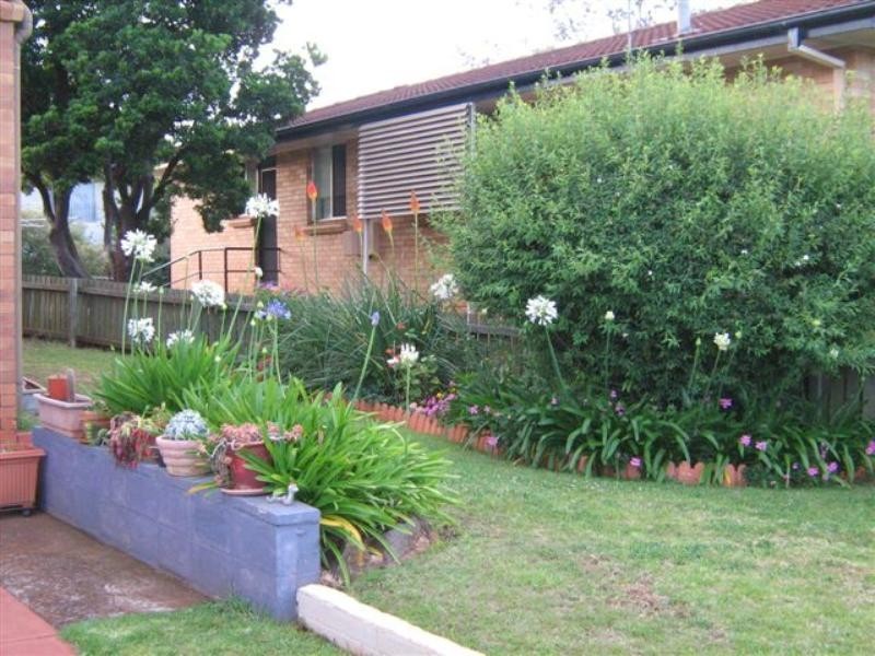 11 Skehan Street, Centenary Heights QLD 4350