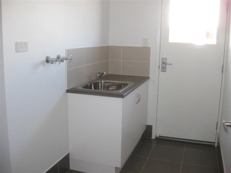 10 Quail Court, Highfields QLD 4352