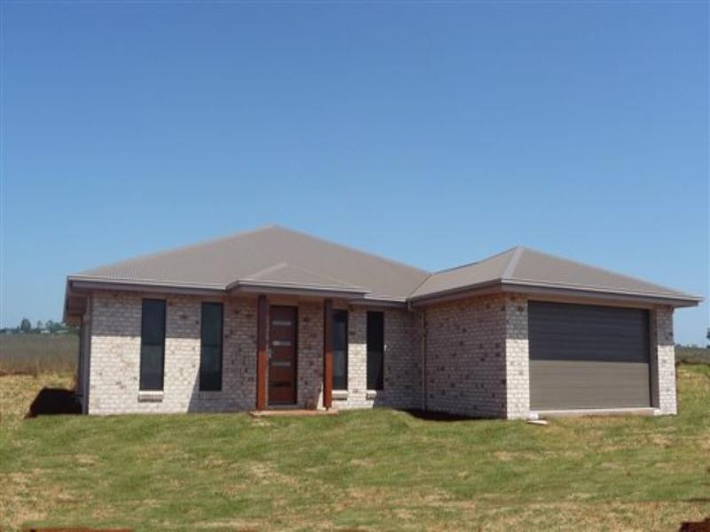 6 Hendra Court, Highfields QLD 4352