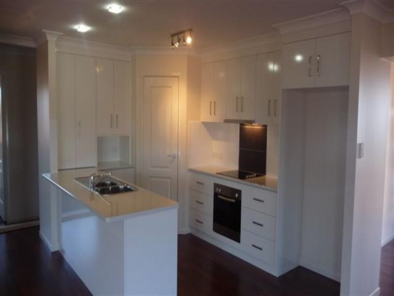 6 Hendra Court, Highfields QLD 4352