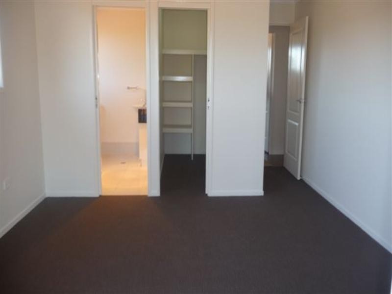 6 Hendra Court, Highfields QLD 4352