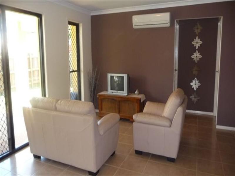 16 Beardsworth Court, Middle Ridge QLD 4350