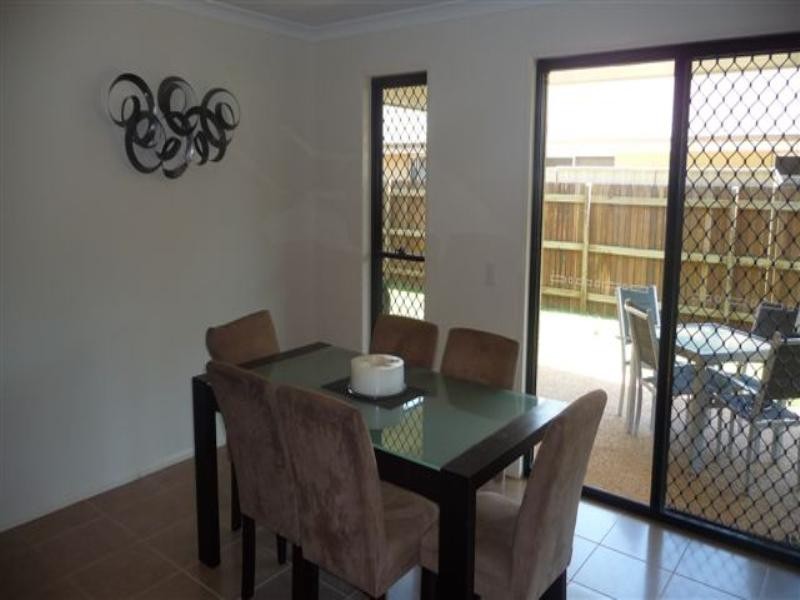 16 Beardsworth Court, Middle Ridge QLD 4350