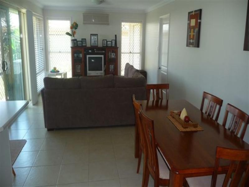 42 Calypso Street, Middle Ridge QLD 4350