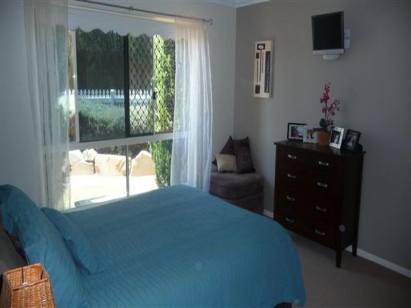 42 Calypso Street, Middle Ridge QLD 4350