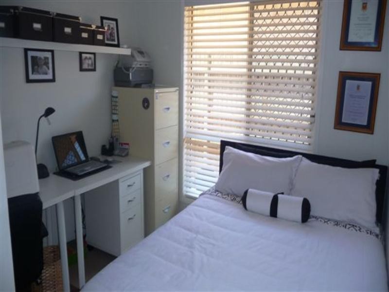 42 Calypso Street, Middle Ridge QLD 4350