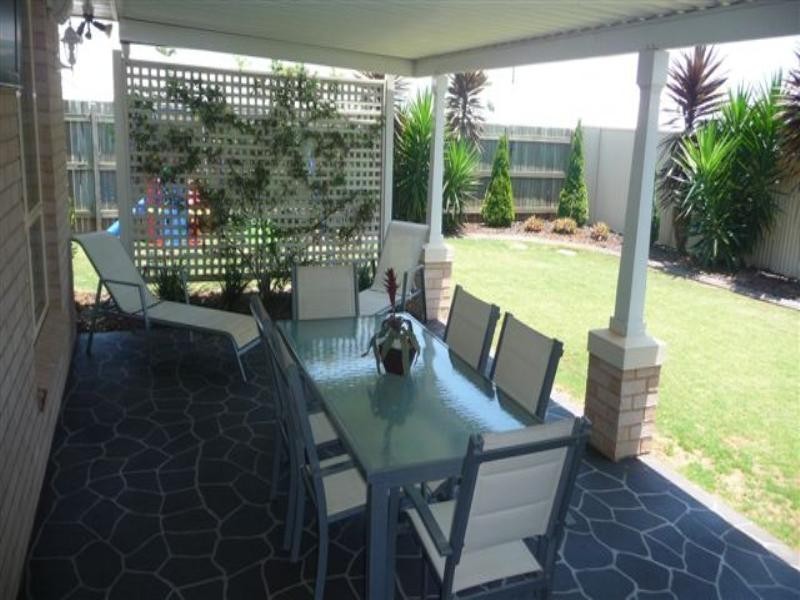 42 Calypso Street, Middle Ridge QLD 4350