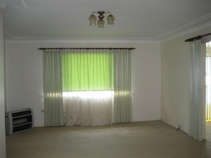 9 Leawarra Street, Wilsonton QLD 4350