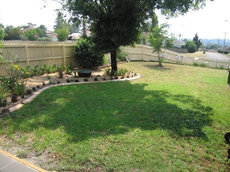 294 Hume Street, Centenary Heights QLD 4350