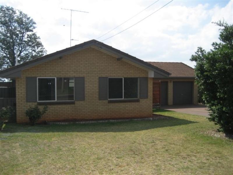 21 Arabian Street, Darling Heights QLD 4350