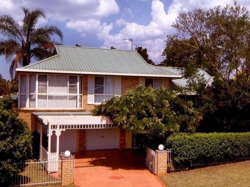4 Fuschia Street, Middle Ridge QLD 4350