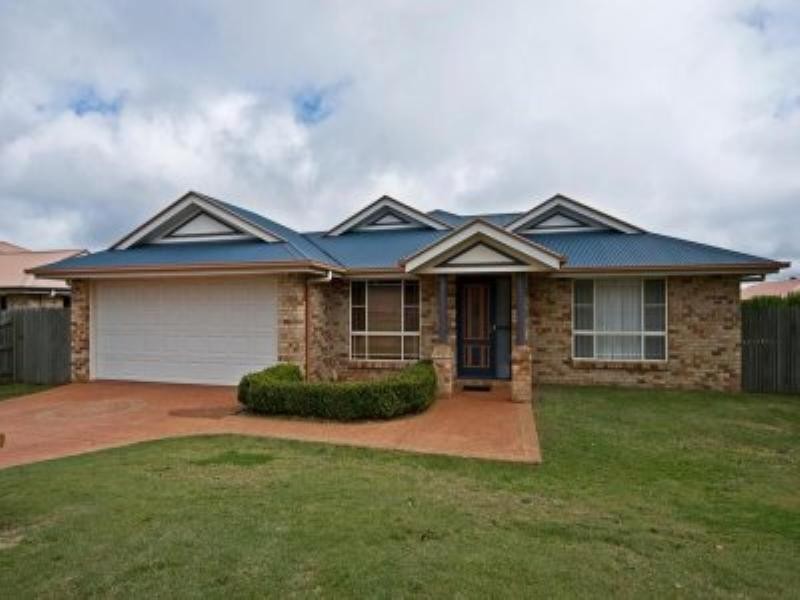 30 Weis Crescent, Middle Ridge QLD 4350