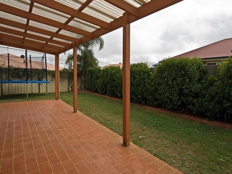 30 Weis Crescent, Middle Ridge QLD 4350