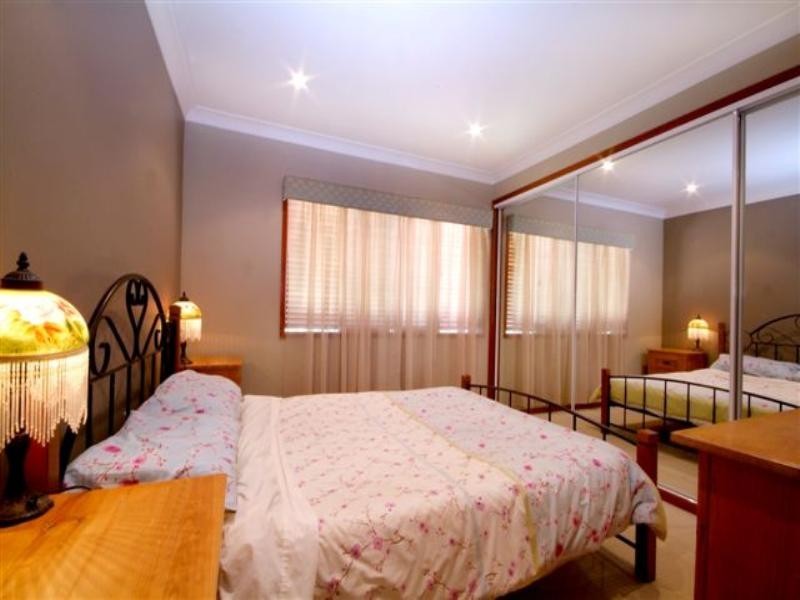 27 Skehan Street, Centenary Heights QLD 4350