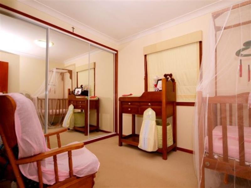 27 Skehan Street, Centenary Heights QLD 4350