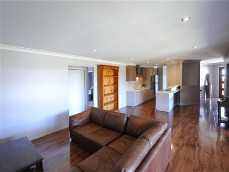 11 Grundy Street, Westbrook QLD 4350