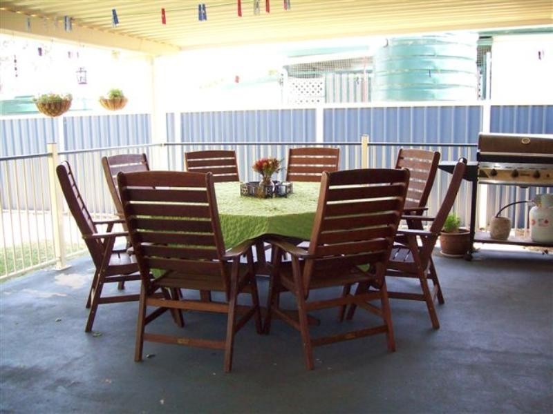 38 York Street, Oakey QLD 4401