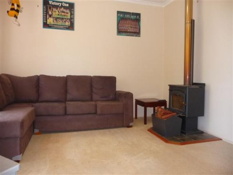 15 Melita Crescent, Wilsonton Heights QLD 4350