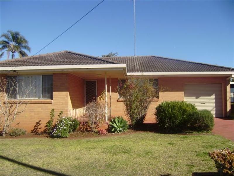 75 Knockator Crescent, Centenary Heights QLD 4350