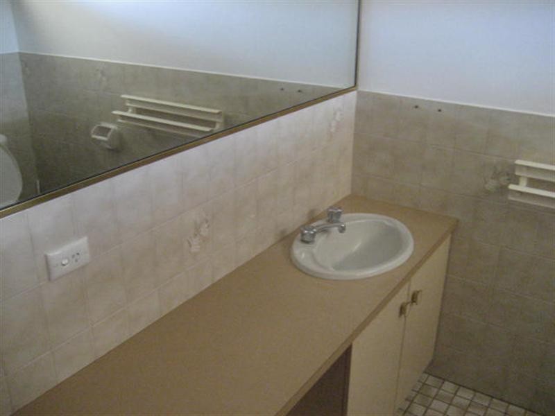 4/21 Hunter Street, Centenary Heights QLD 4350