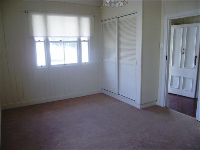 15 Prospect Street, North Toowoomba QLD 4350