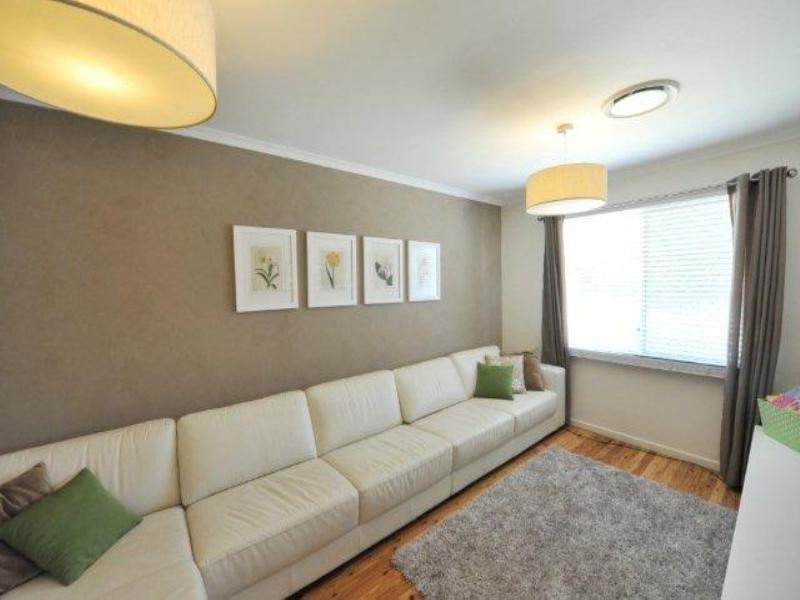 1 Curzon Street, Mount Lofty QLD 4350