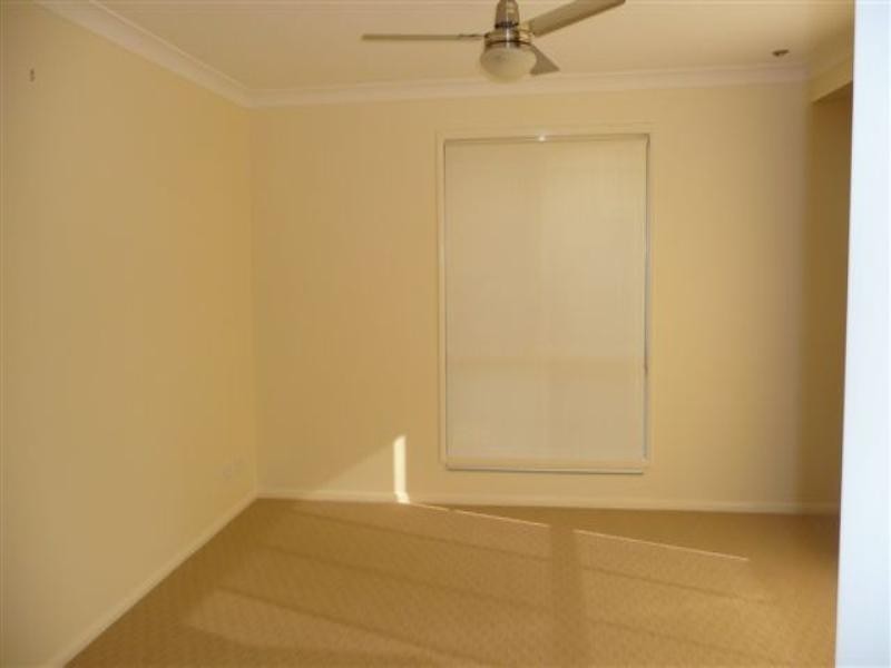 16 Honeyeater Drive, Highfields QLD 4352