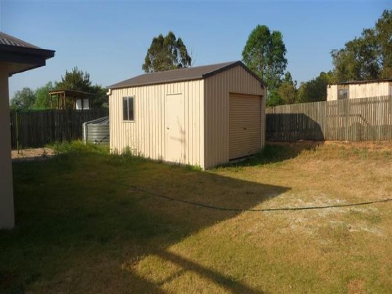 16 Honeyeater Drive, Highfields QLD 4352