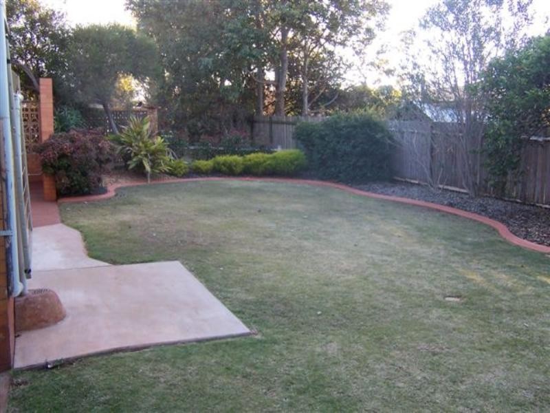 21 Loch Street, Centenary Heights QLD 4350