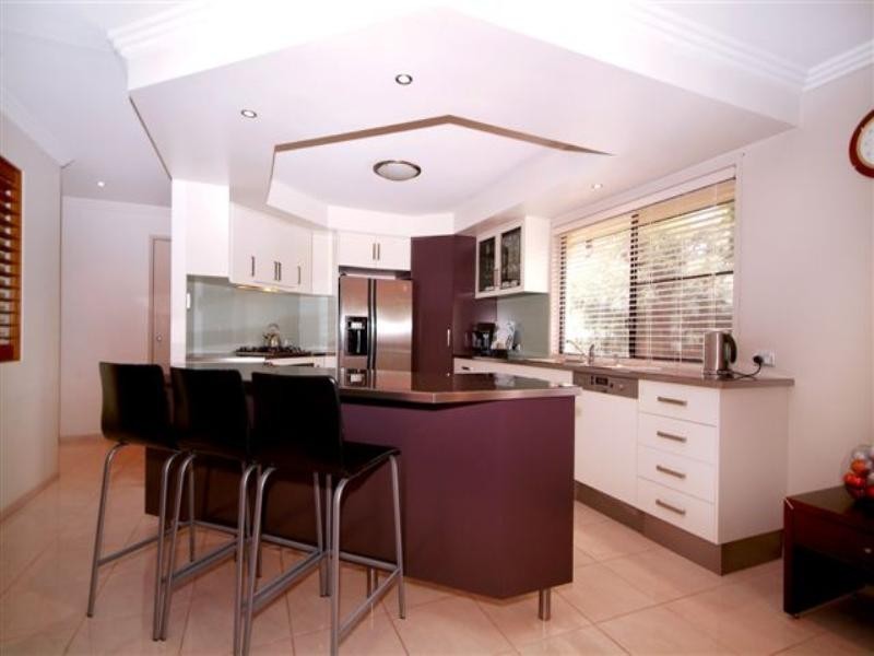 16 Banksdale Drive, Middle Ridge QLD 4350