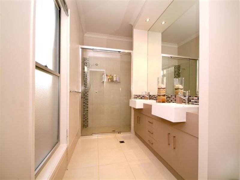 8 Corella Street, Rangeville QLD 4350