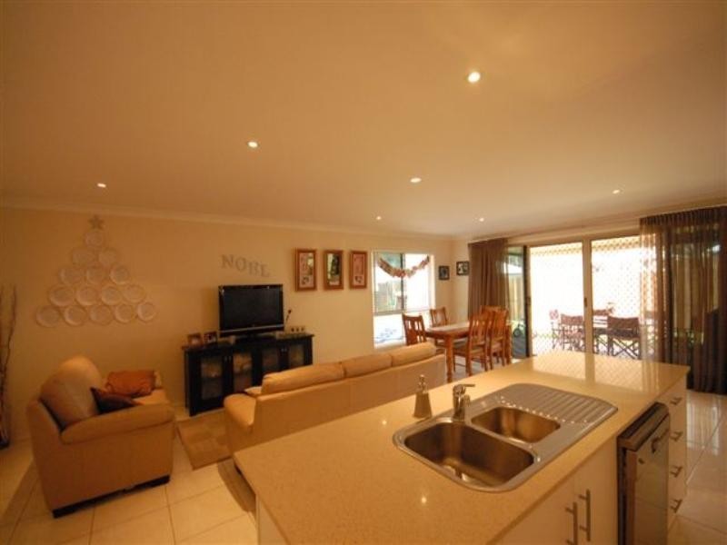 5 Rosella Street, Rangeville QLD 4350