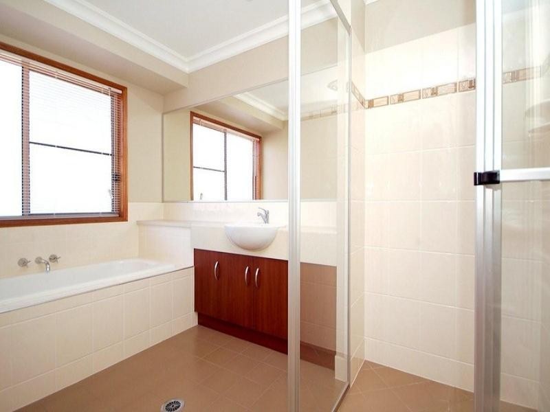 22 Pugh Street, Middle Ridge QLD 4350