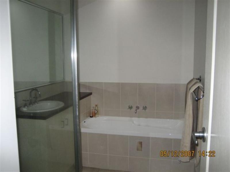 1/242 Mackenzie Street, Rangeville QLD 4350