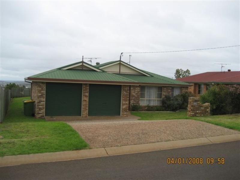 87 Platz Street, Darling Heights QLD 4350