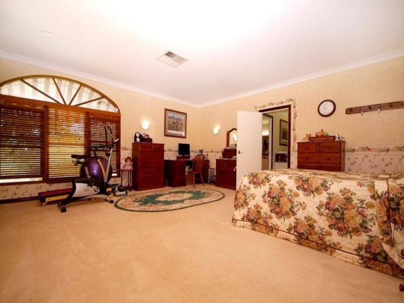 281 Kearney Street, Top Camp QLD 4350