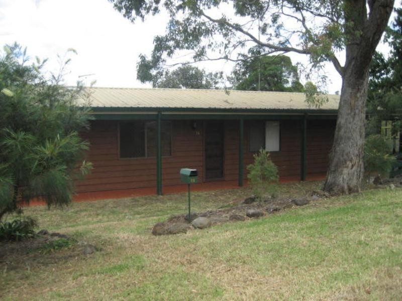 14 Agnes Street, Centenary Heights QLD 4350