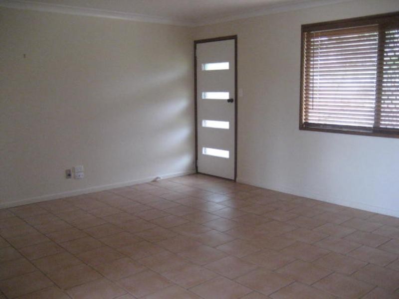 14 Agnes Street, Centenary Heights QLD 4350