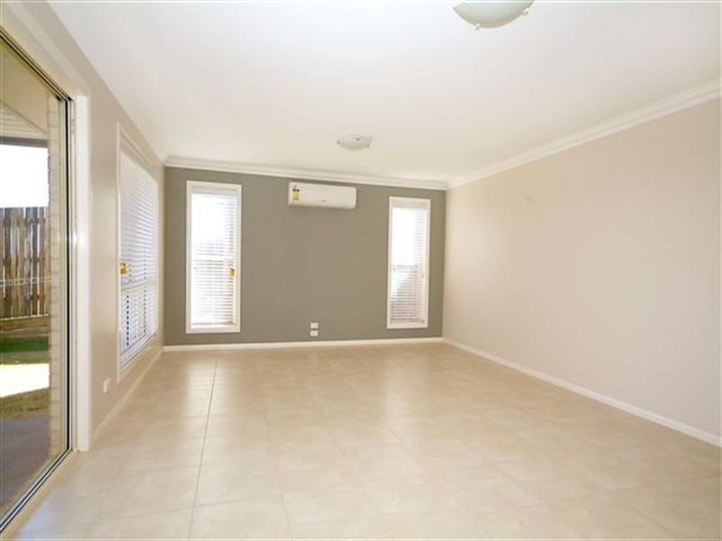 3/27 Highgrove Road, Highfields QLD 4352