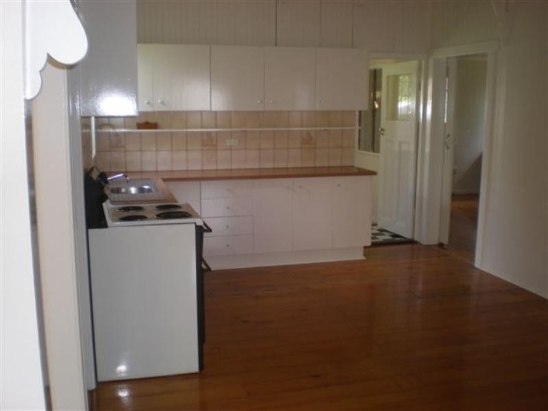 18 Herries Street, East Toowoomba QLD 4350