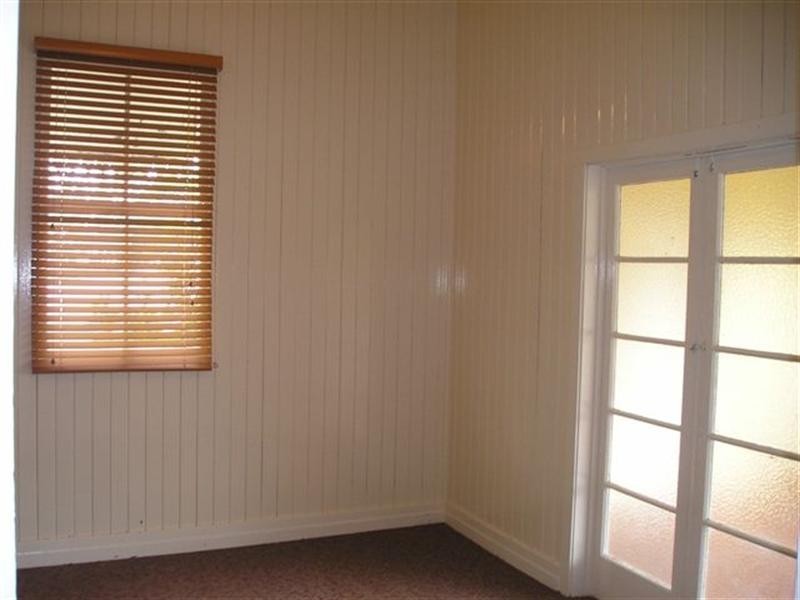 25 Haig Street, South Toowoomba QLD 4350