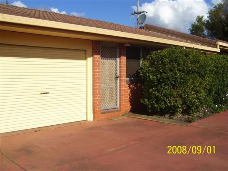 2/26 Ascot Street, Toowoomba QLD 4350