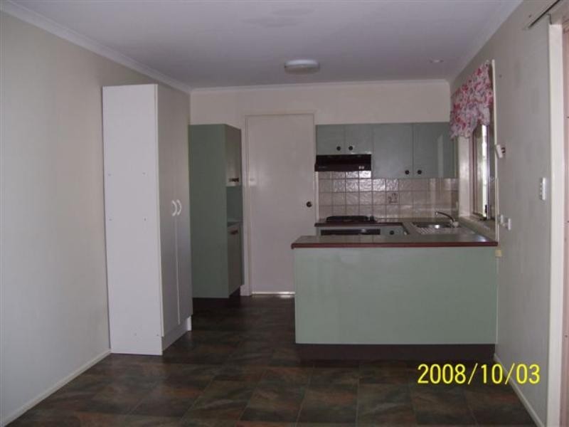 2 Satinwood Crescent, Glenvale QLD 4350