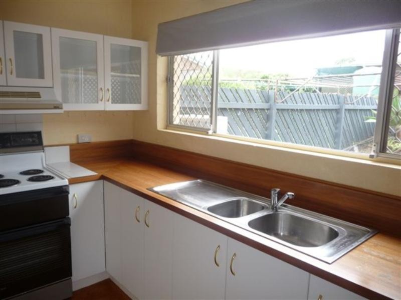 2/74 Platz Street, Darling Heights QLD 4350